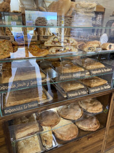 PANADERÍA-BOLLERÍA MARISOL en Ávila‎