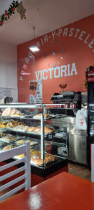 Pastelería y salteñeria Victoria en Madrid